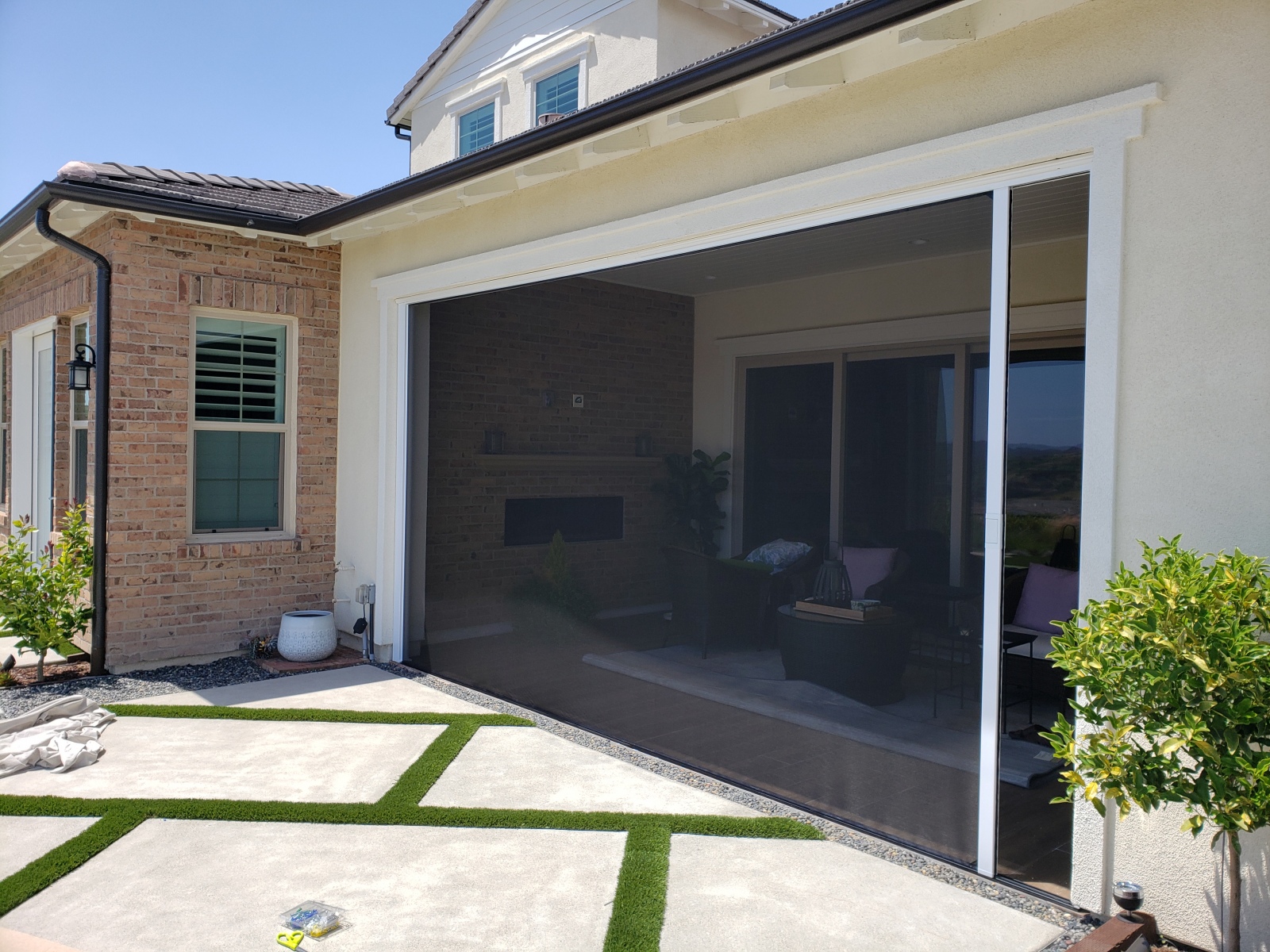 VistaView Screens HIS ClearView Retractable Screen Doors San Diego